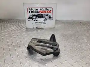 Used Bracket (Stock #P-1013298)) Part Image