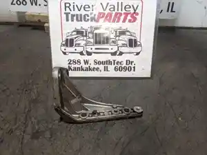 Used Bracket (Stock #P-100933)) Part Image