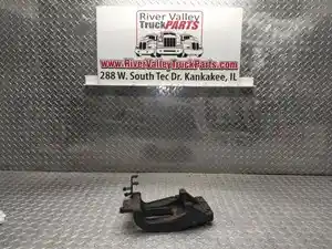 Used Bracket (Stock #P-1014238)) Part Image