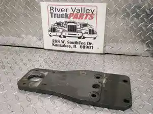 Used Bracket (Stock #P-1015093)) Part Image