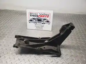 Used Bracket (Stock #P-101204)) Part Image