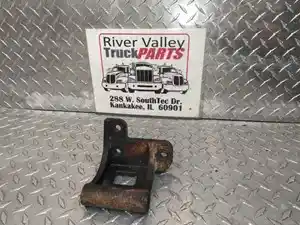 Used Bracket (Stock #P-1013938)) Part Image