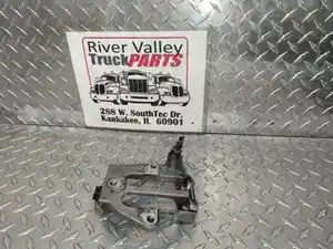 Used Bracket (Stock #P-1014362)) Part Image