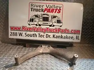 Used Bracket (Stock #P-1014012)) Part Image