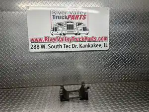 Used Bracket (Stock #P-1014973)) Part Image
