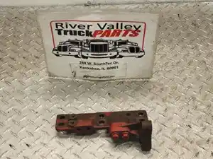 Used Bracket (Stock #P-1013233)) Part Image