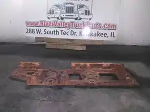 Used Bracket (Stock #P-1013024)) Part Image