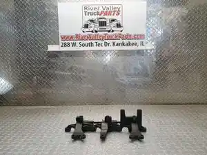 Used Bracket (Stock #P-1015041)) Part Image