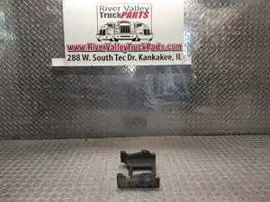 Used Bracket (Stock #P-1014094)) Part Image