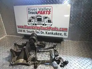 Used Bracket (Stock #P-1013967)) Part Image