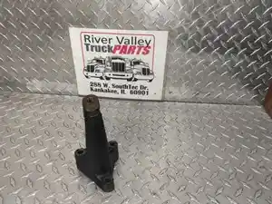 Used Bracket (Stock #P-1014371)) Part Image