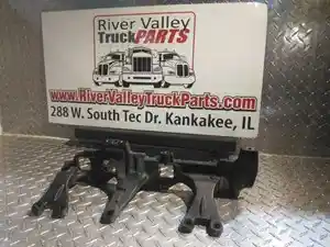Used Bracket (Stock #P-1013976)) Part Image