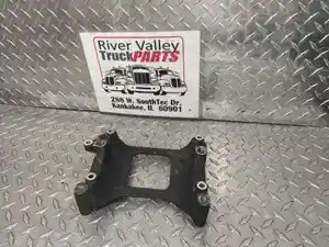 Used Bracket (Stock #P-1014539)) Part Image