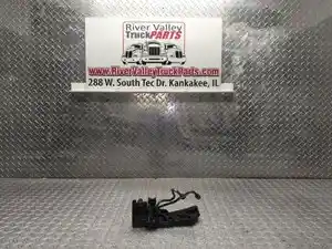 Used Bracket (Stock #P-1014333)) Part Image