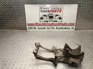 Used Bracket (Stock #P-1013919)) Part Image