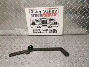 Used Bracket (Stock #P-1014991)) Part Image