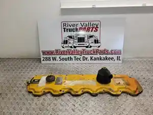 Used Caterpillar 3126 Valve Cover (Stock #P-14480)) Part Image
