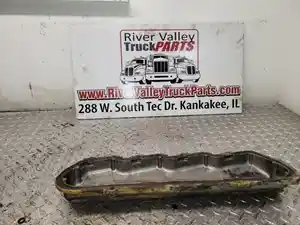 Used Caterpillar 3208 Valve Cover (Stock #P-15035)) Part Image