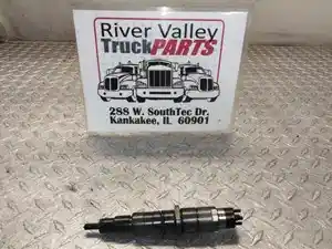 Used Cummins QSC 8.3 Injector (Stock #P-1012794)) Part Image