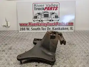 Used Engine Mount (Stock #P-14335)) Part Image