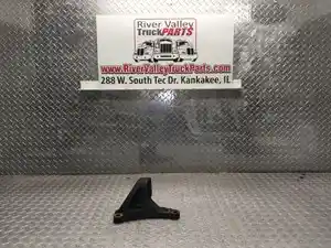 Used Engine Mount (Stock #P-1014358)) Part Image