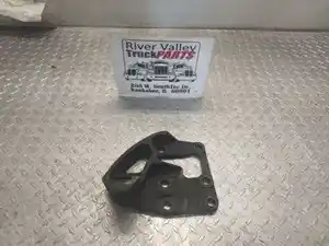 Used Engine Mount (Stock #P-1012954)) Part Image