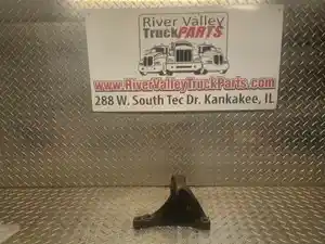 Used Engine Mount (Stock #P-1014524)) Part Image