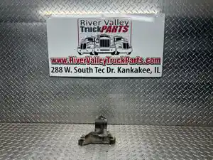 Used Engine Mount (Stock #P-1015053)) Part Image