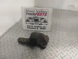 Used Engine Mount (Stock #P-1013144)) Part Image