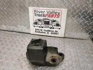 Used Engine Mount (Stock #P-1014803)) Part Image