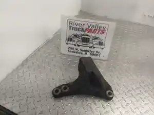 Used Engine Mount (Stock #P-1013145)) Part Image