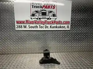 Used Engine Mount (Stock #P-1014793)) Part Image