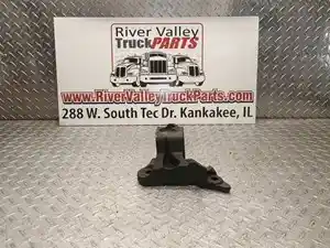 Used Engine Mount (Stock #P-1013839)) Part Image