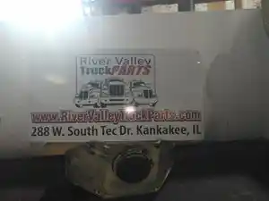 Used Engine Mount (Stock #P-1012882)) Part Image