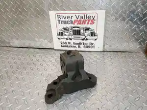 Used Engine Mount Image