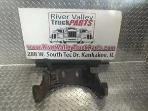 Used Engine Mount (Stock #P-1013268)) Part Image
