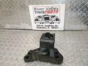 Used Engine Mount (Stock #P-1014845)) Part Image