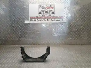 Used Engine Mount (Stock #P-1014730)) Part Image