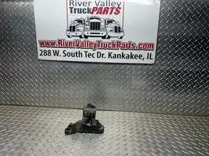 Used Engine Mount (Stock #P-1014769)) Part Image