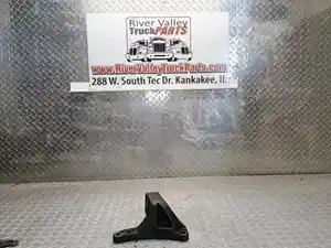 Used Engine Mount (Stock #P-1014676)) Part Image