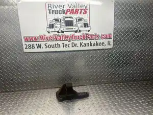 Used Engine Mount (Stock #P-1014891)) Part Image