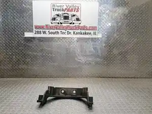 Used Engine Mount (Stock #P-1014808)) Part Image