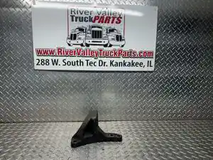 Used Engine Mount (Stock #P-1014939)) Part Image
