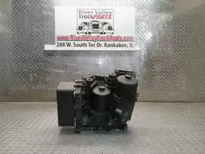 Used PACCAR MX-13 EPA 13 Oil Cooler (Stock #P-1015077)) Part Image