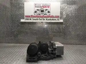 Used PACCAR MX13 Oil Cooler (Stock #P-1014323)) Part Image