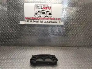 Used Peterbilt 579 Instrument Cluster (Stock #P-1014648)) Part Image