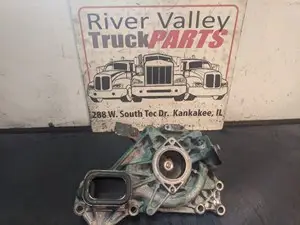 Used Volvo D13 Water Pump Image