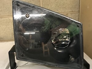 Used Volvo VNL Headlamp Assy (Stock #P-6149)) Part Image