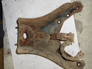 Used 1989 Ford LN8000 Cab Mount (Stock #21402714)) Part Image