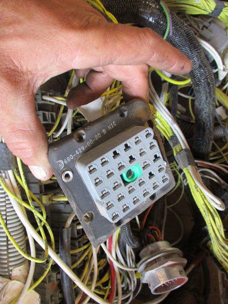 Used 1994 Freightliner FL60 Wiring Harness (Cab and Dash) for sale